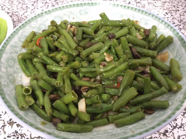 豆角焖豆鼓的做法