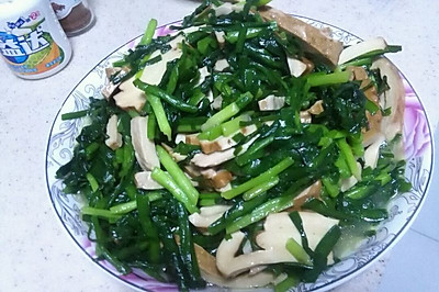 韭菜炒豆干