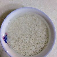 大米饼的做法图解1