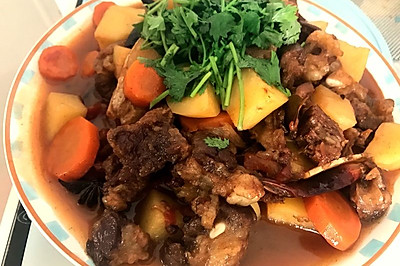 土豆炖牛腩