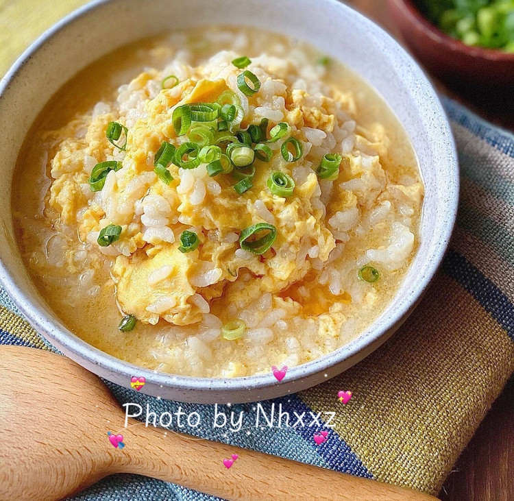 鸡蛋汤烩饭的做法