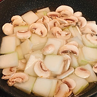 #一周减脂不重样#减脂刮油❗️巨鲜美的冬瓜口蘑汤！的做法图解3