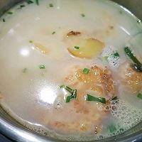 荷包蛋鲫鱼汤的做法图解9