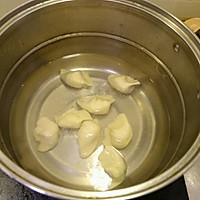 西葫芦鸡蛋虾皮饺的做法图解17