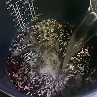 豪华版紫米饭团的做法图解2