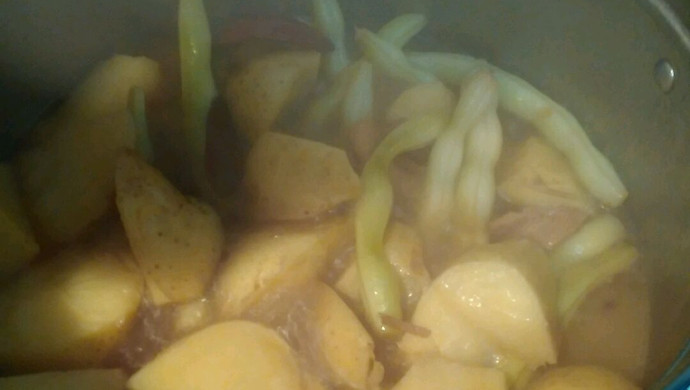家乡土豆炖豆角