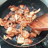 泡菜年糕汤的做法图解3