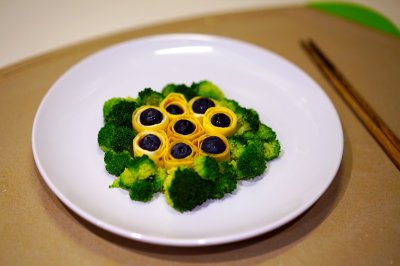 蓝莓蛋卷沙拉
