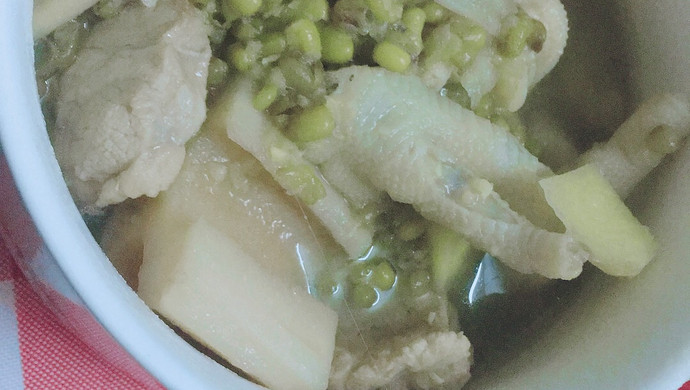 绿豆鸡爪汤