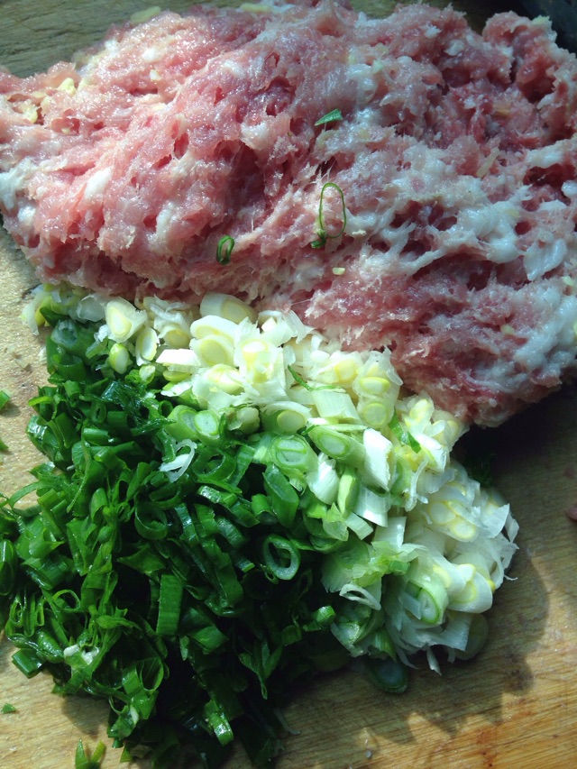 莲菜饺子的做法图解3
