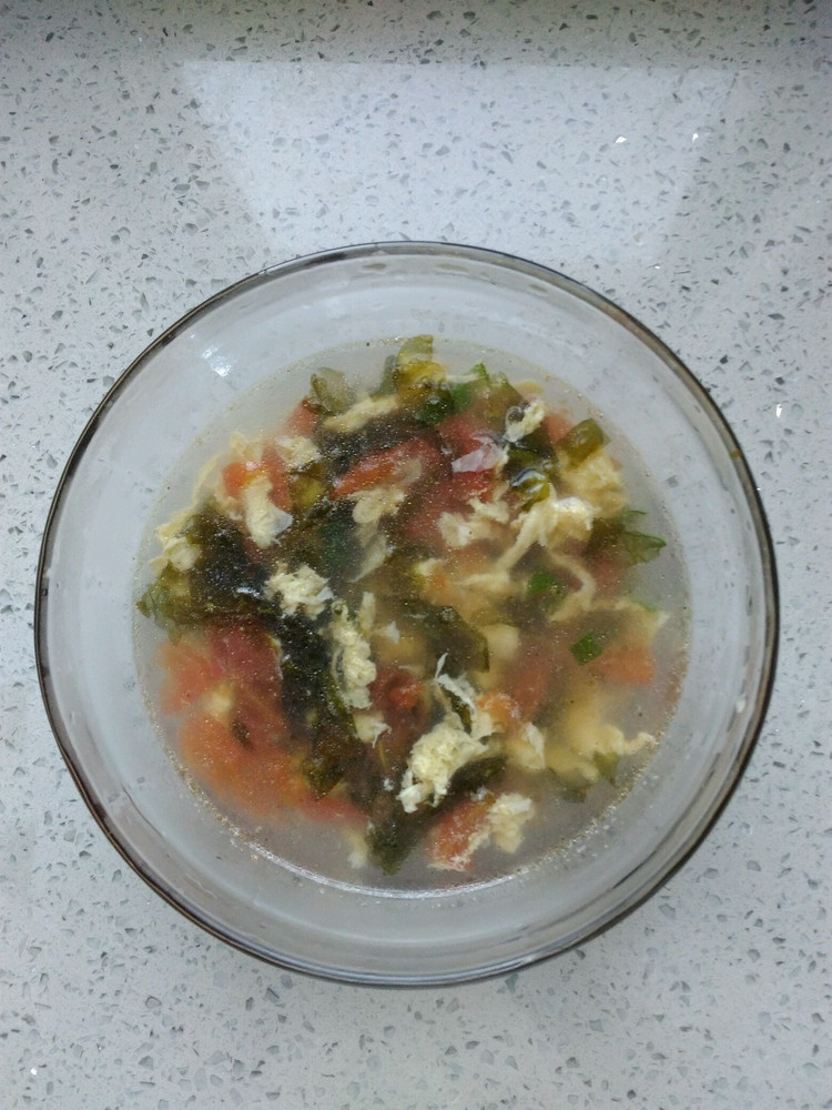 西红柿紫菜鸡蛋汤的做法