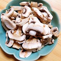 奶油蘑菇土豆浓汤的做法图解7
