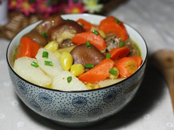 冬季暖身【山药炖猪蹄】