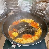 番茄鸡蛋肉丸紫菜汤的做法图解15