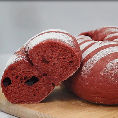软欧面包之红曲蔓越莓的做法——小兔奔跑烘焙教程