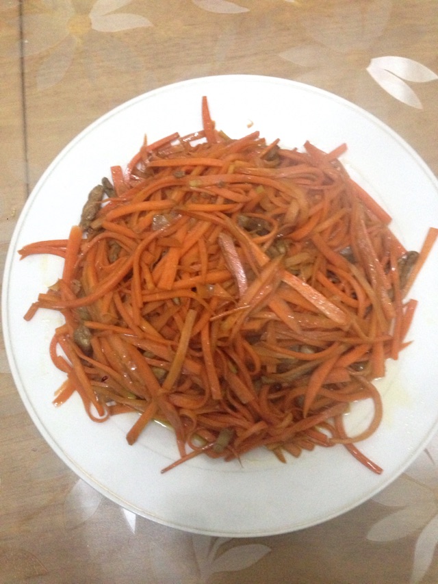 胡萝卜丝炒肉丝
