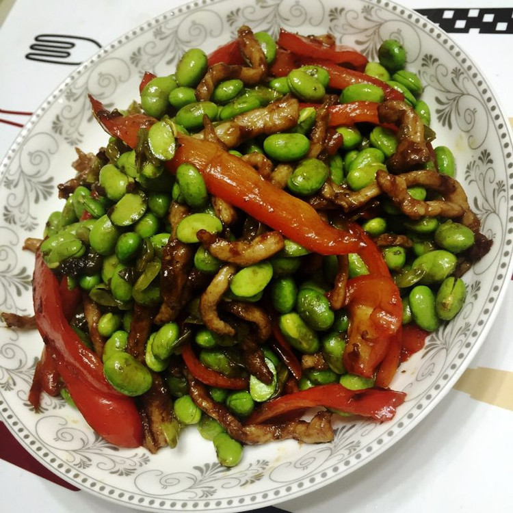 毛豆米炒红椒肉丝的做法