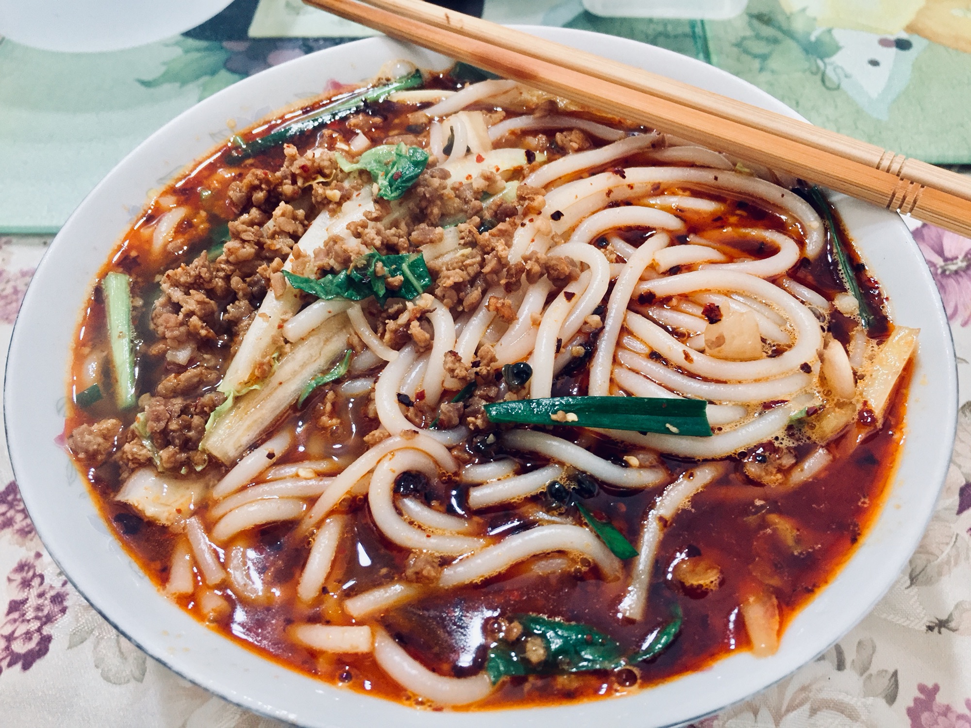 “小地方”小锅米线