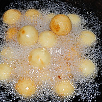 脆皮黄金红薯丸子 经典而又简单的家常甜食中也有小技巧需要掌握的做法图解9