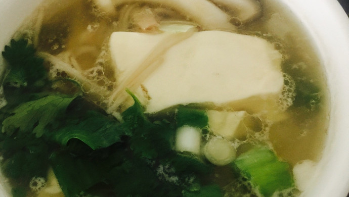 三菇豆腐汤