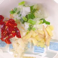 虾仁炒黄瓜的做法图解4