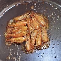 鲜虾菌菇粥的做法图解2