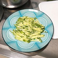 凉拌金针菇#丘比沙拉汁#的做法图解1