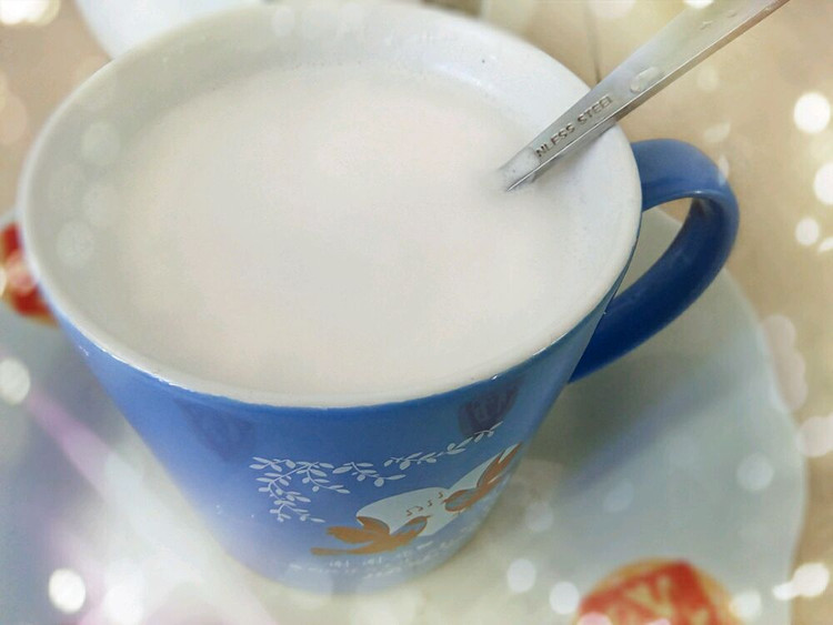 鲜榨椰子奶的做法