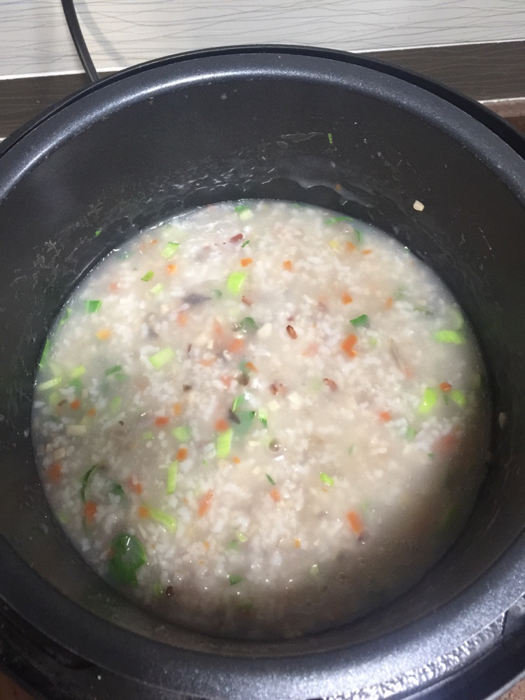 蔬菜粥的做法图解3
