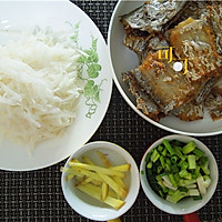 萝卜丝烧带鱼：浓油赤酱宁波传统菜的做法图解5
