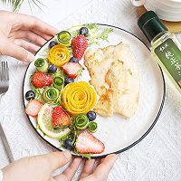 餐桌上的春日花园—缤纷果蔬香煎鱼排沙拉#吃出健康，解决假胖#的做法图解12