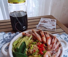 #珍选捞汁 健康轻食季#捞汁鲜虾玉米面。的做法