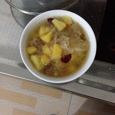 银耳苹果红枣汤