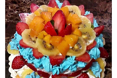草莓芒果夹心蛋糕