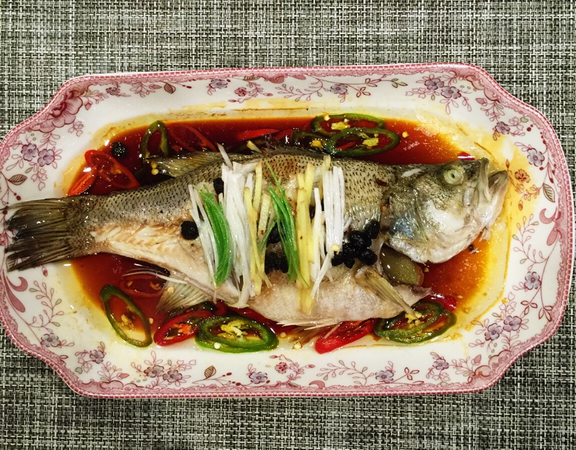 豆豉蒸鲈鱼