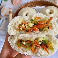 胡萝卜西葫芦鸡蛋菜包子的做法图解16