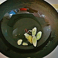 土豆胡萝卜炖鸡肉的做法图解3
