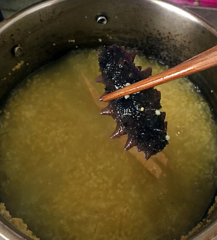 海参小米粥的做法图解4
