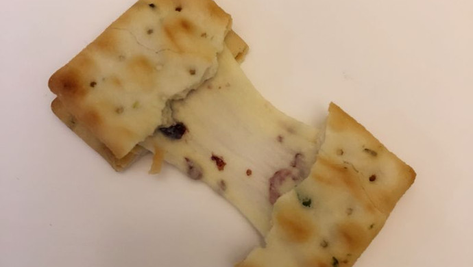 拉丝牛扎饼干
