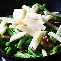 从小爱吃的特色面食：豆角焖面的做法图解13