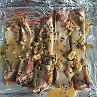 橙香芝麻香烤肋排的做法图解3