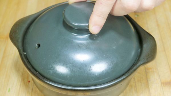 砂锅质量再好，不会开锅也等于零，老厨教你正确开锅养锅，超实用