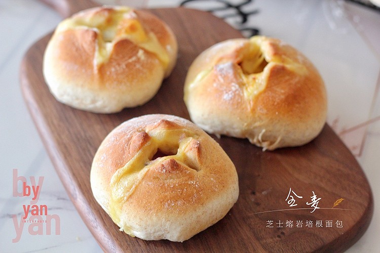 全麦芝士熔岩培根面包的做法