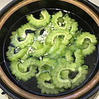 苦瓜瘦肉蛤蜊汤的做法图解6