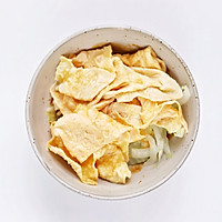 火锅剩菜做减肥大餐：酱拌腐皮时蔬的做法图解6