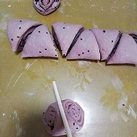 紫薯芝麻花卷的做法图解7