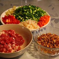 千刀肉（徐州特色菜，用烙馍卷着吃）的做法图解1