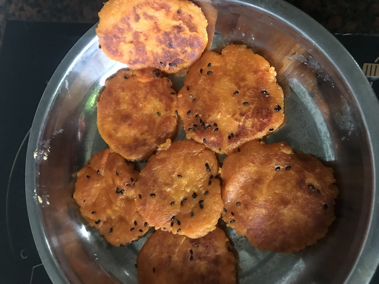 红薯饼的做法