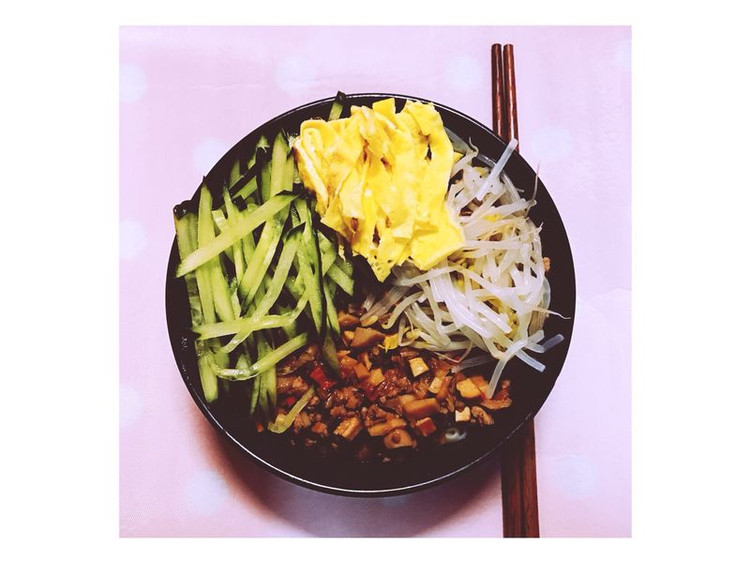 电饭煲（寝室版）炸酱面的做法