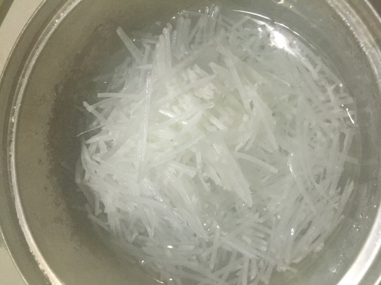 健康萝卜丝饼的做法图解3
